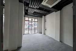 Serangoon Road (D8), Retail #638720701